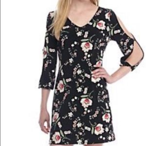 🌺KAARI BLUE🌺PRINT JERSEY CUTOUT SLEEVE DRESS🌺